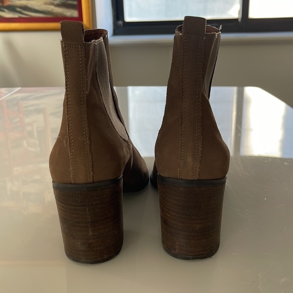 Lucky Brand light brown nubuck open toe booties - Picture 5 of 10